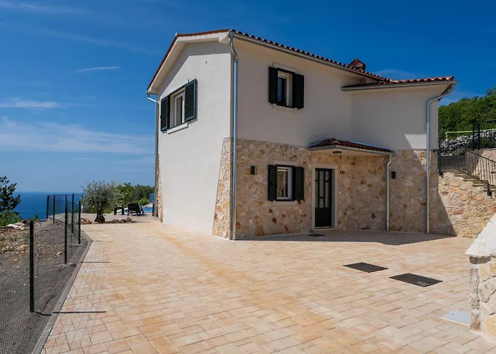 Seaview Mare Visum In A Peaceful Location *