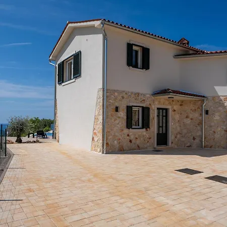 Seaview Mare Visum In A Peaceful Location *