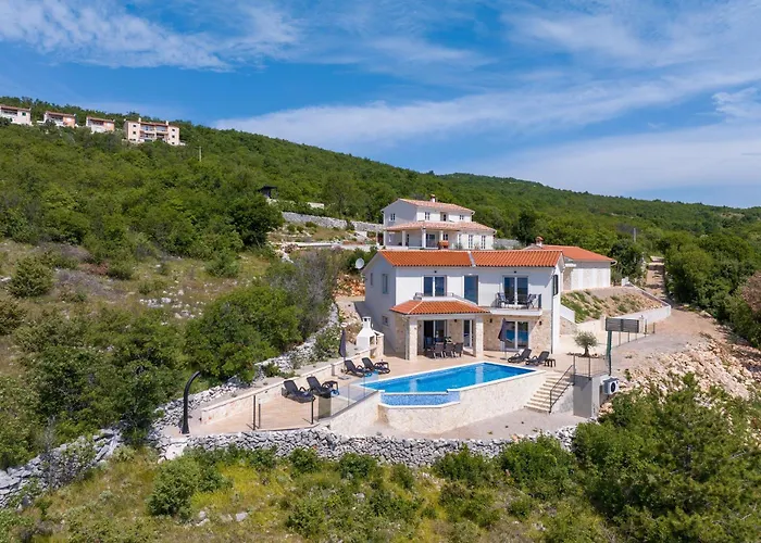 Seaview Mare Visum In A Peaceful Location