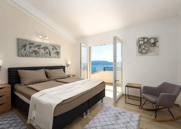 Seaview Mare Visum In A Peaceful Location Vakantiehuis *