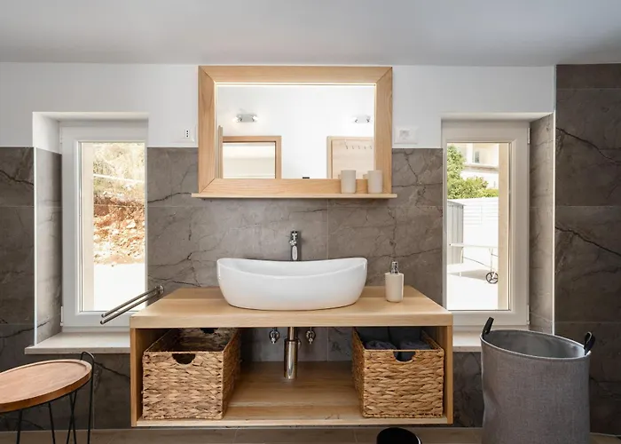 Seaview Mare Visum In A Peaceful Location Vicani